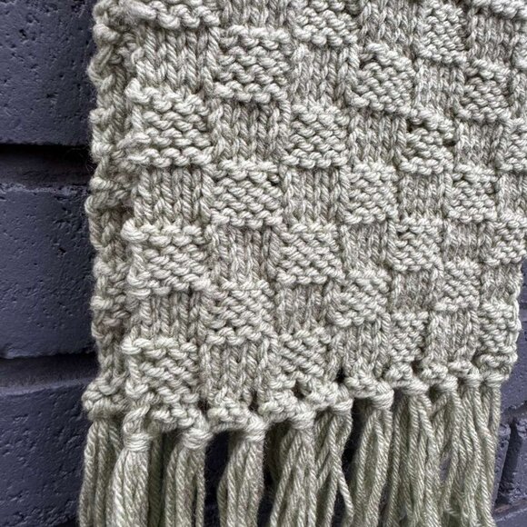 Scarf Basket Weave Crochet Green Pistachio Winter Scarf Shawl Wrap Fringe 56" - Picture 2 of 6